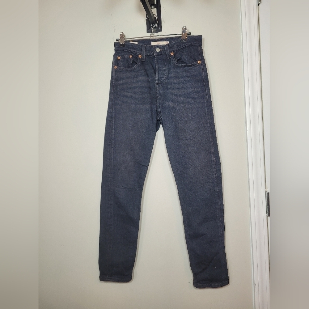 Levi’s Premium Big E High Rise Wedgie Fit Button Fly Jeans sz 25